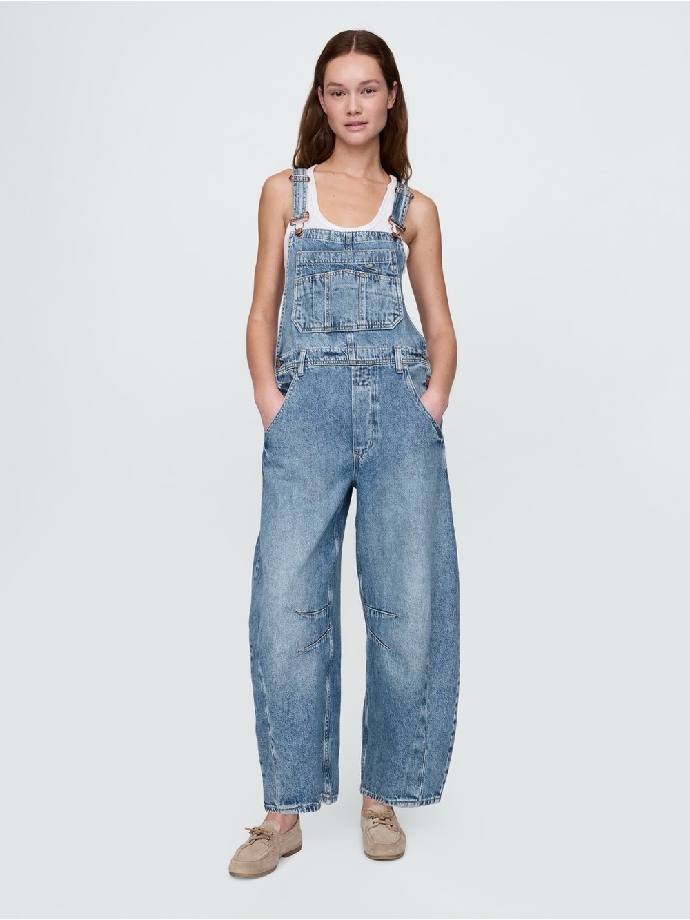 Gap UltraSoft Denim Horseshoe Overalls Women’s Size M Loose Barrel Leg NWT